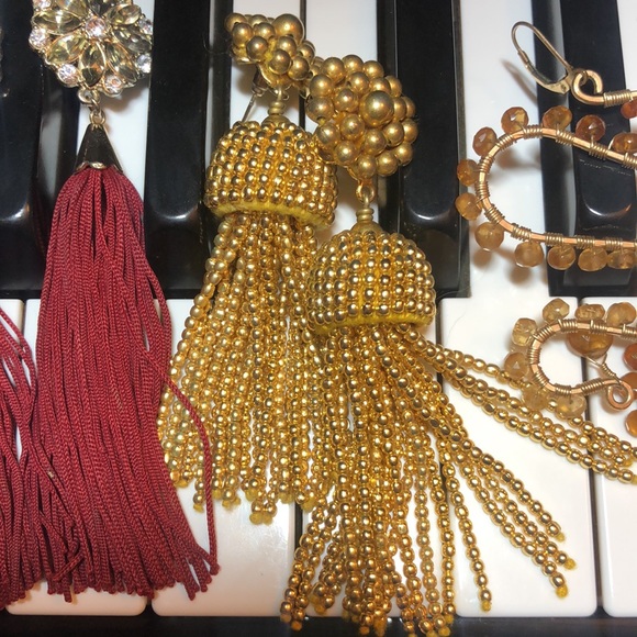 Three pairs of vintage large dangle earrings - Picture 3 of 8